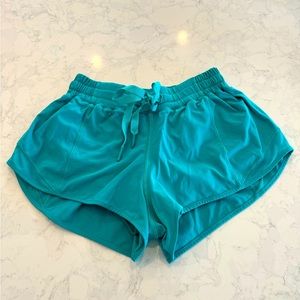 Size 6 2.5 inch hotty hot shorts